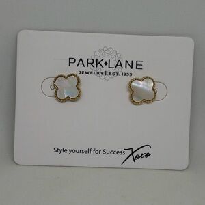NEW Park Lane LANA Icon Stud Earrings White Gold Quatrefoil Mother of Pearl Box